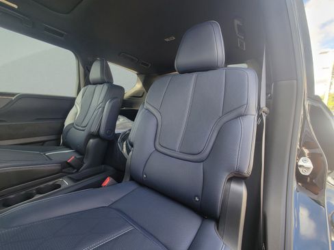 Certified 2026 INFINITI QX80 4WD w/ Sport Exterior Package image 21