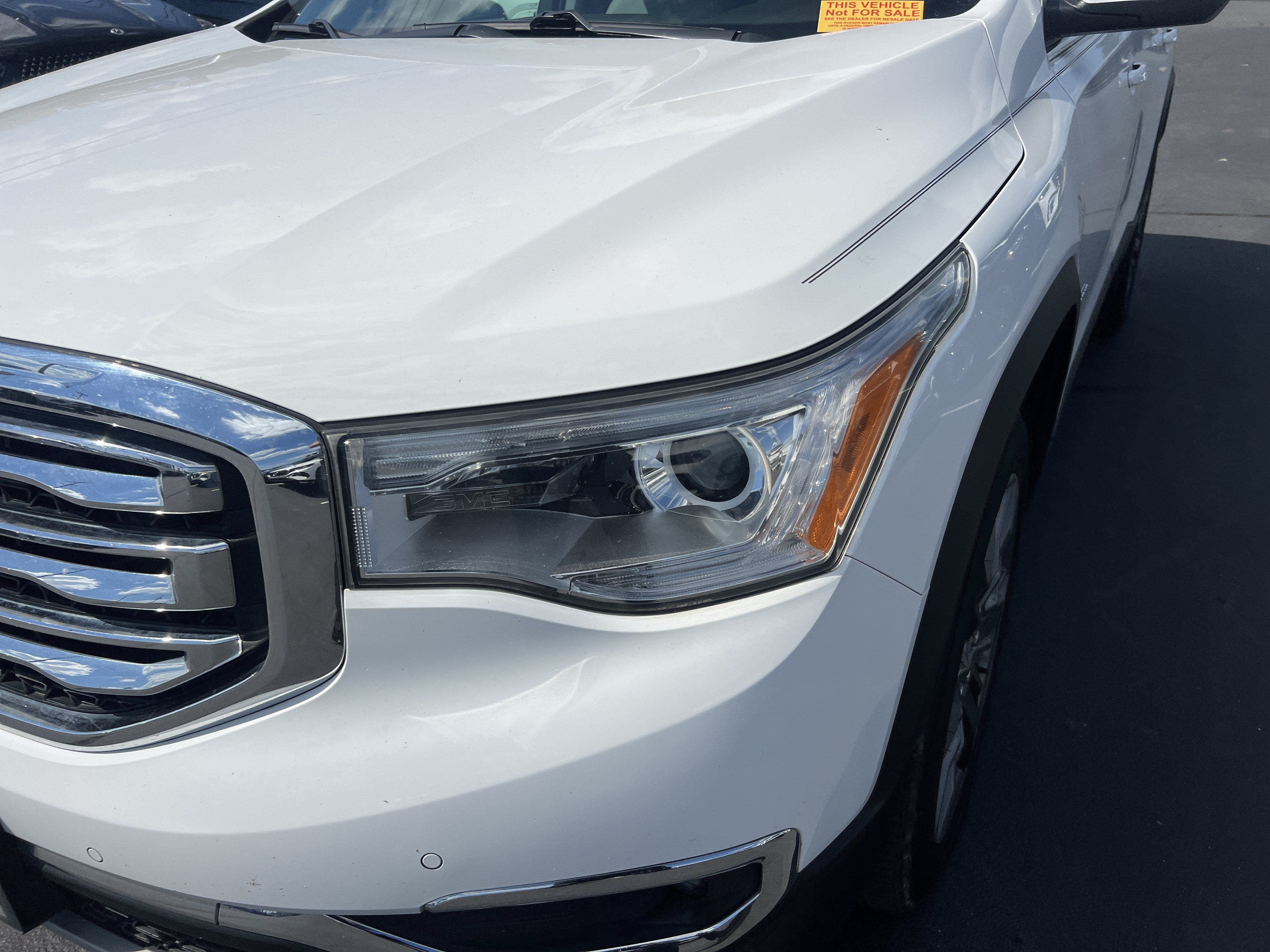 Used 2019 GMC Acadia SLT w/ LPO, Floor Liner Package FWD image 6