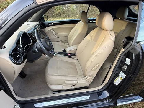 Used 2013 Volkswagen Beetle 2.5 image 59