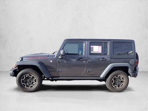 Used 2016 Jeep Wrangler Unlimited Rubicon image 2
