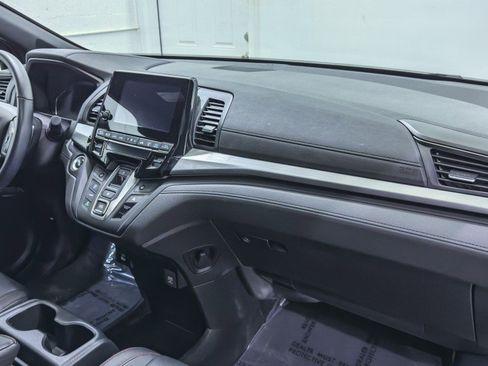 Used 2024 Honda Odyssey Sport image 25