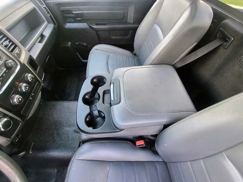 Used 2017 RAM 1500 Tradesman RWD image 23