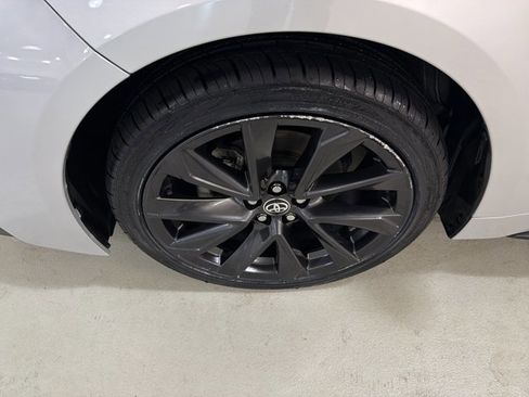 Used 2023 Toyota Corolla SE image 11