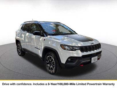 Used 2025 Jeep Compass Trailhawk