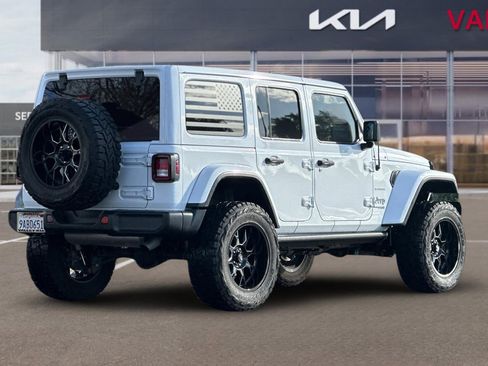 Used 2022 Jeep Wrangler Unlimited Sahara image 4