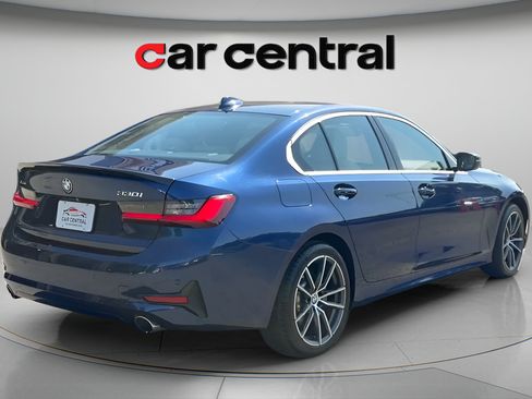 Used 2020 BMW 330i xDrive Sedan w/ Convenience Package AWD/4WD image 5