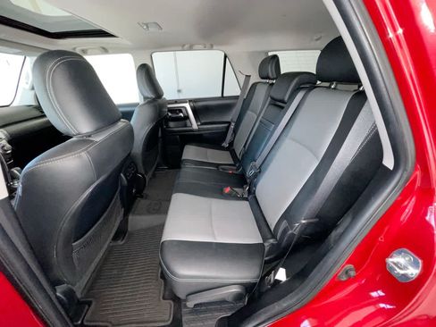 Used 2024 Toyota 4Runner SR5 Premium w/ Moonroof Package AWD/4WD image 23