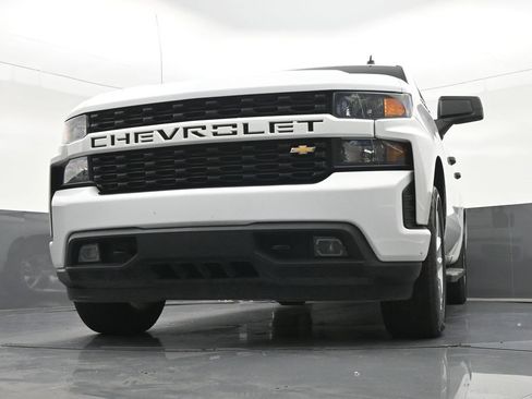 Used 2021 Chevrolet Silverado 1500 Custom RWD image 30
