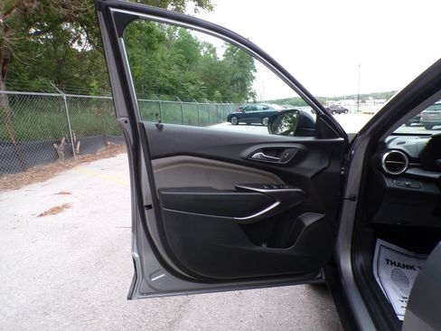 Used 2025 Chevrolet Trax ACTIV w/ Driver Confidence Package FWD image 22