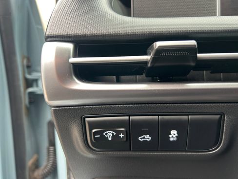 Used 2025 Hyundai Santa Cruz SE image 24