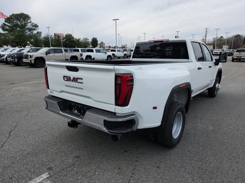 New 2026 GMC Sierra 3500 Pro image 3
