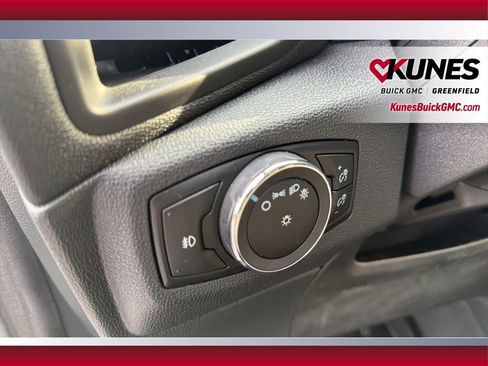 Used 2018 Ford EcoSport SE w/ SE Convenience Package image 22