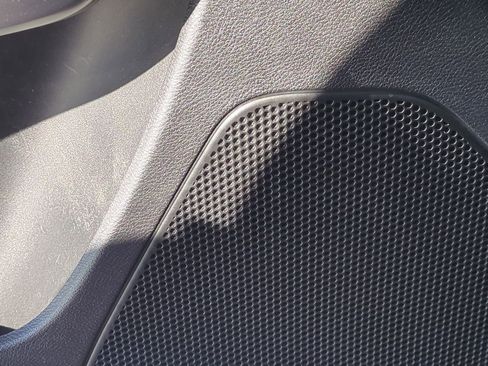 Used 2020 Jeep Cherokee High Altitude image 36