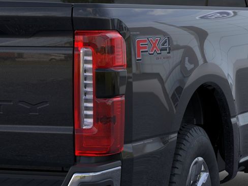 New 2026 Ford F350 Lariat AWD/4WD image 23