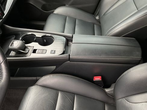 Used 2023 Nissan Rogue SL w/ SL Premium Package image 36