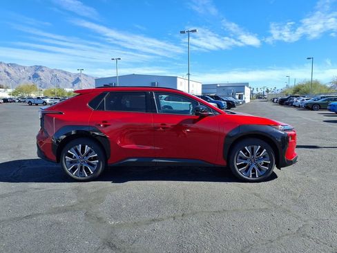 New 2026 Subaru Solterra Limited image 8