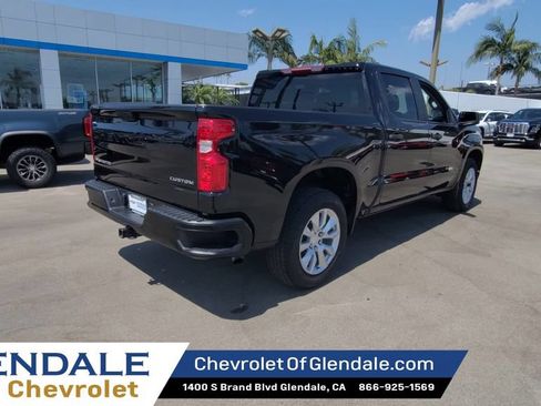 Certified 2025 Chevrolet Silverado 1500 Custom RWD image 8