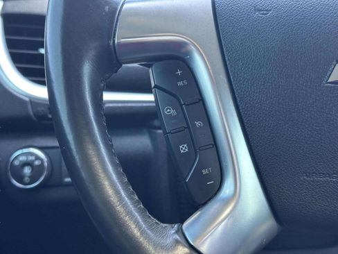 Used 2017 Chevrolet Traverse Premier AWD/4WD image 30