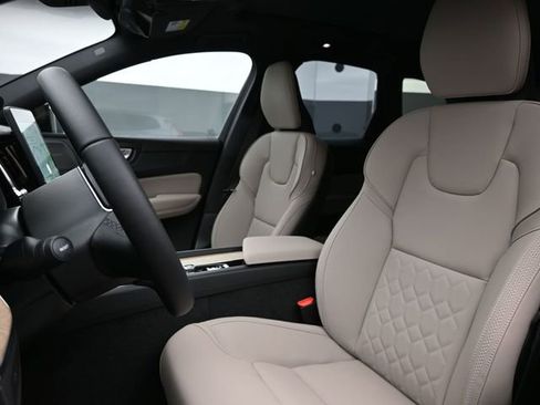 New 2026 Volvo XC60 B5 Plus w/ Protection Package Premier image 9