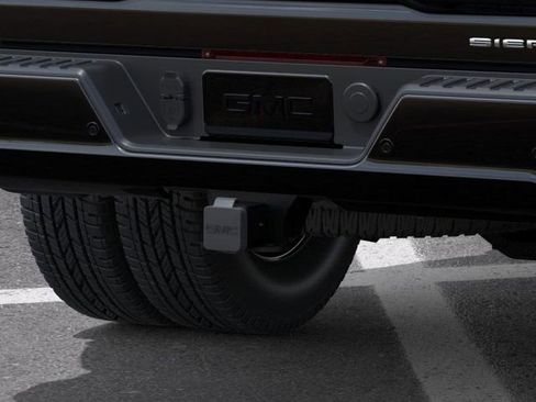 New 2026 GMC Sierra 3500 Denali w/ Denali Reserve Package image 14
