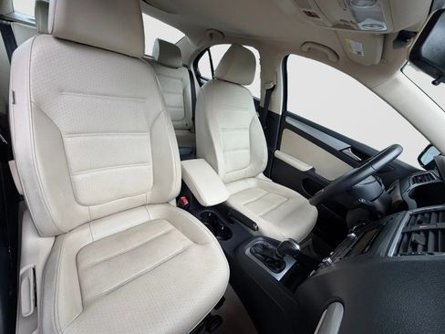Used 2014 Volkswagen Jetta SE FWD image 21