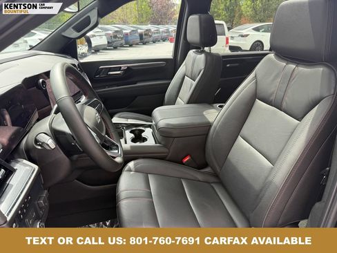 Used 2025 Chevrolet Suburban RST w/ Comfort Package AWD/4WD image 29