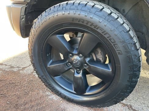 Used 2019 RAM 1500 Classic Warlock image 8