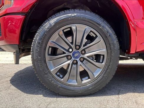 Used 2018 Ford F150 XLT w/ Equipment Group 301A Mid AWD/4WD image 9