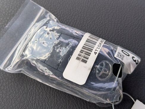 New 2026 Toyota Camry SE w/ Multimedia Upgrade Package FWD image 28