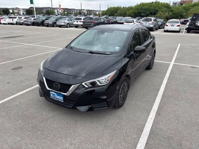 Used 2020 Nissan Versa S FWD image 1