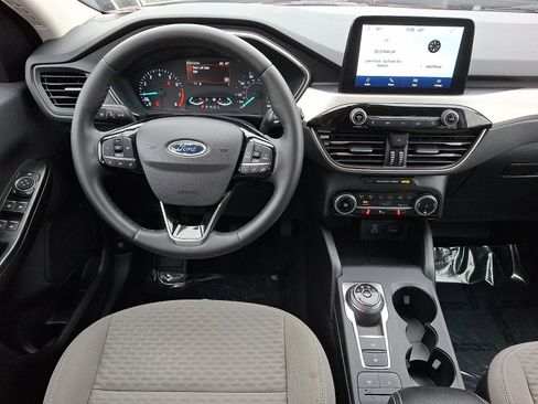 Certified 2022 Ford Escape SE w/ Cold Weather Package image 11