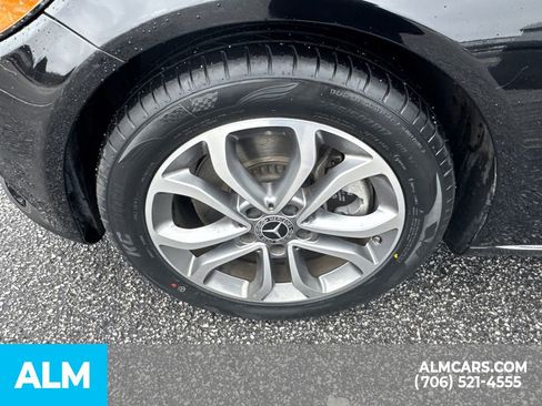 Used 2017 Mercedes-Benz C 300 4MATIC Sedan image 28