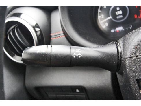 Used 2023 Nissan Kicks SR w/ SR Premium Package image 11