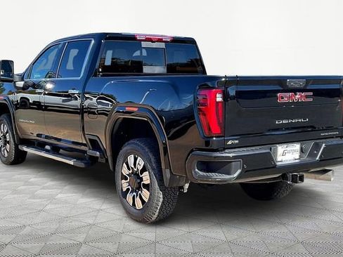 New 2026 GMC Sierra 2500 Denali w/ Denali Reserve Package image 4