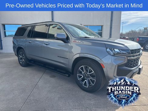 Used 2022 Chevrolet Suburban Z71 w/ Z71 Off-Road Package image 5