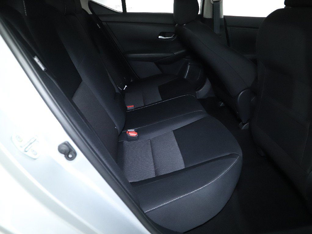 Certified 2022 Nissan Sentra SV w/ Trunk Package FWD image 32