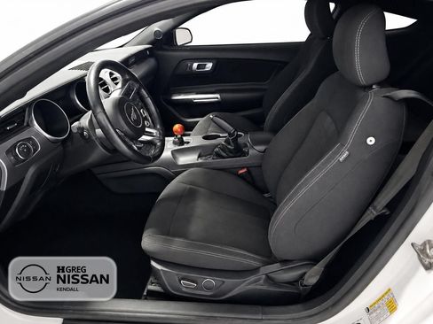 Used 2019 Ford Mustang GT w/ Black Accent Package RWD image 7