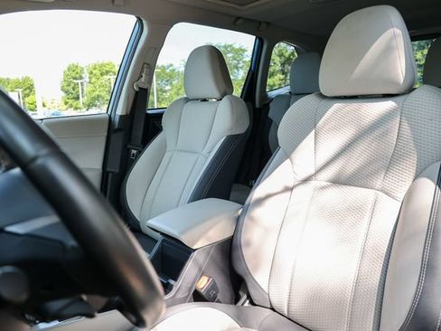 Certified 2023 Subaru Forester Premium AWD/4WD image 27