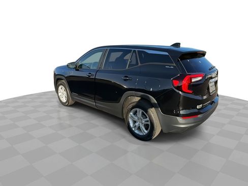 Certified 2022 GMC Terrain SLE image 6