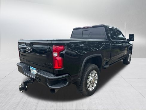 Used 2024 Chevrolet Silverado 3500 High Country w/ High Country Premium Package AWD/4WD image 4