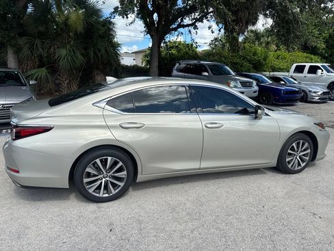 Used 2021 Lexus ES 350 w/ Premium Package FWD image 8