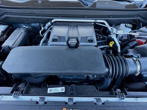 Used 2025 Chevrolet Colorado LT image 29