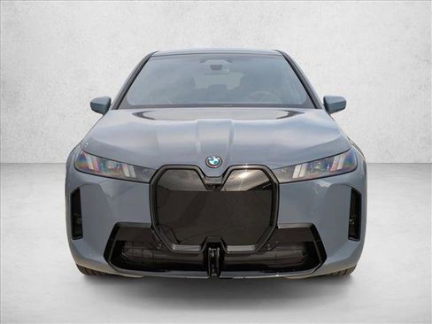 New 2026 BMW iX xDrive60 image 6