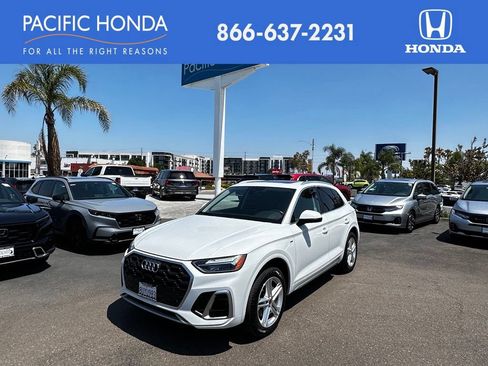 Used 2021 Audi Q5 e Premium w/ Convenience Package AWD/4WD image 1