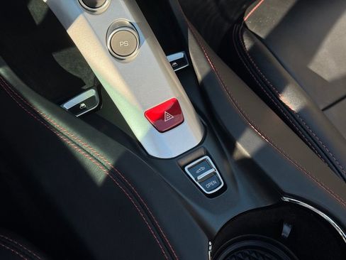 Used 2016 Ferrari California T image 80