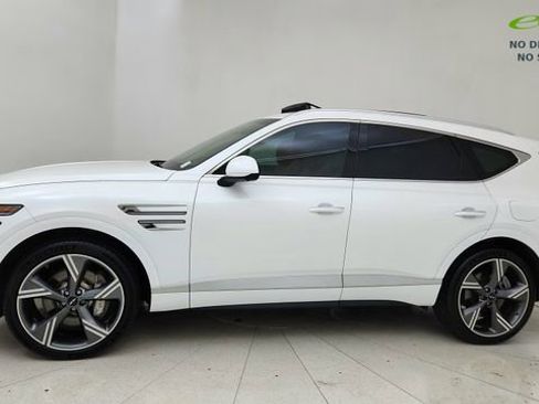 Used 2025 Genesis GV80 3.5T Prestige AWD/4WD image 3