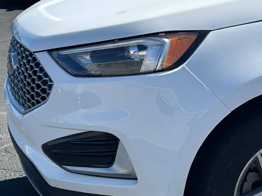 Used 2024 Ford Edge SEL AWD/4WD image 11