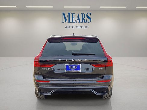 New 2026 Volvo XC60 B5 Plus w/ Protection Package Premier image 4