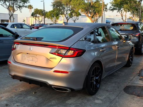 Used 2023 Honda Civic Sport Touring image 7