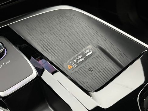 New 2026 Buick Enclave Sport Touring w/ Power Package image 7